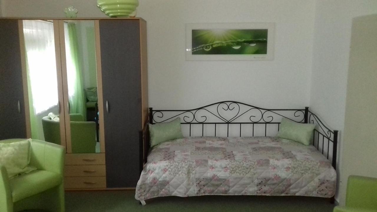 Ferienhaus Johanna & Ferienwohnung Thum Weischlitz Ngoại thất bức ảnh